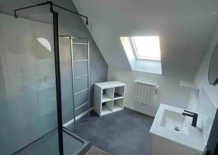 Grande * Mezieres-sur-Ponthouin