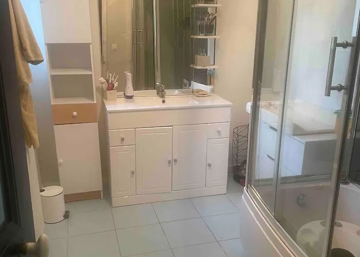 Grande Mezieres-sur-Ponthouin